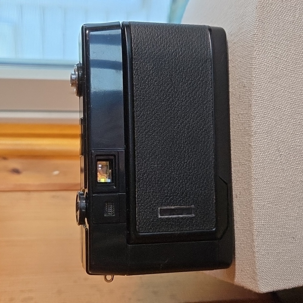 Argus 35MM Model MD 135 Camera For Parts/Repair - Picture 3 of 7
